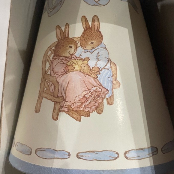 Vintage Charming Nursery Lamp with Bunny Design in box. - Picture 3 of 5